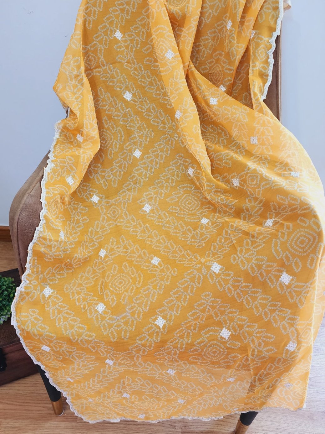 Yellow Bandhani Print Dupatta in Cotton Organza Blend