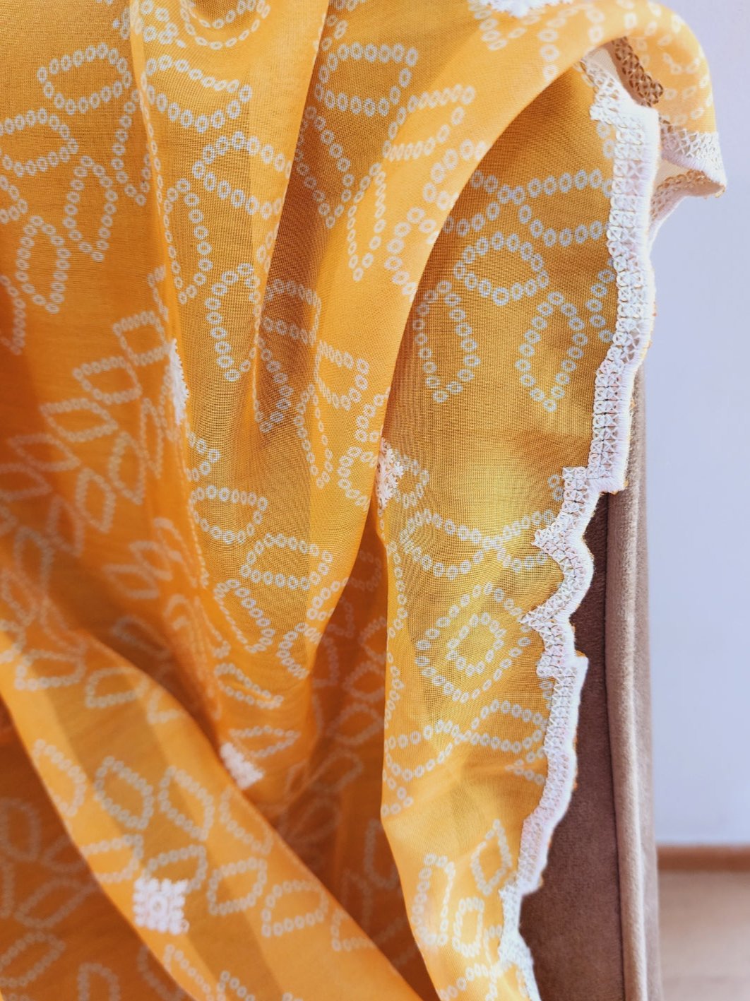 Yellow Bandhani Print Dupatta in Cotton Organza Blend