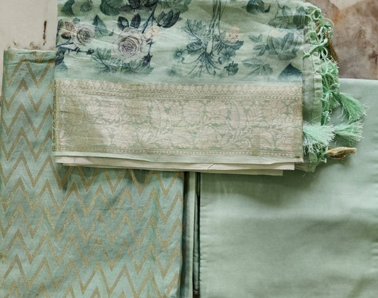 Light Green Zari Kurta Set In Silk With Digital Dupatta
