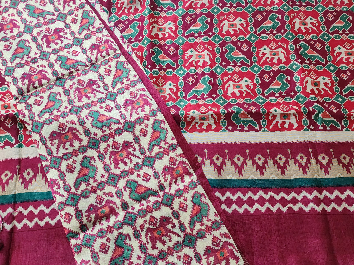 Dark Pink Patola Maheshwari Kurta Set with Dupatta & Bottom