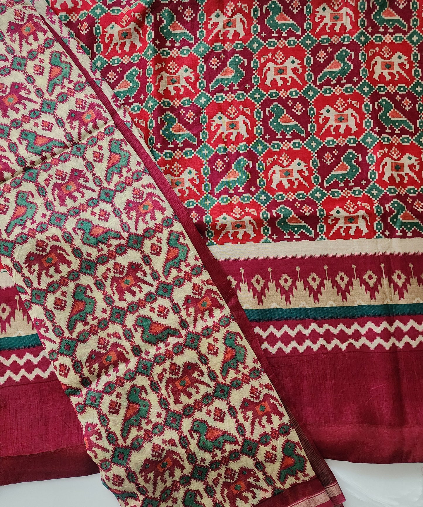 Dark Pink Patola Maheshwari Kurta Set with Dupatta & Bottom