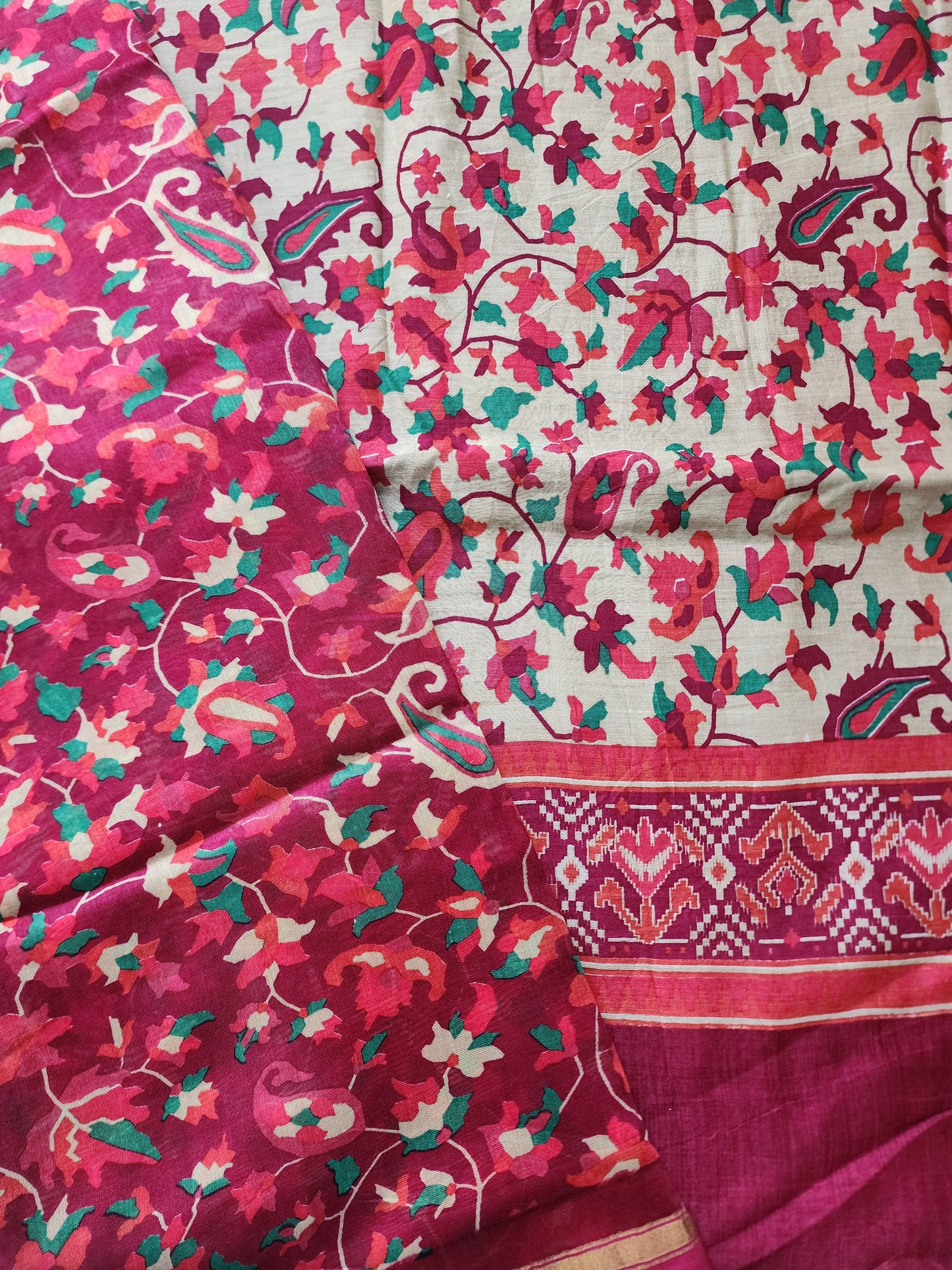 Beige & Pink Kani Maheshwari Kurta Set With Dupatta & Shantoon Bottom