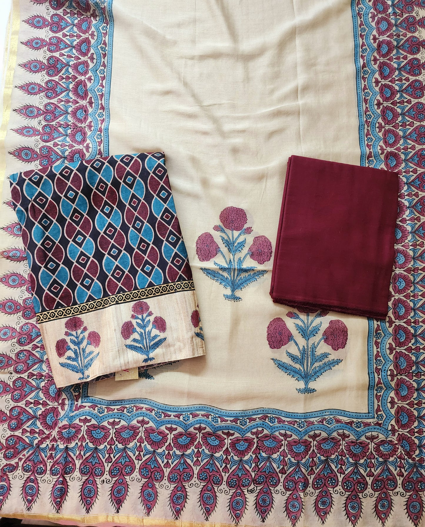 Beige & Maroon Muslin Kurta Set With Maheshwari Handblock Dupatta