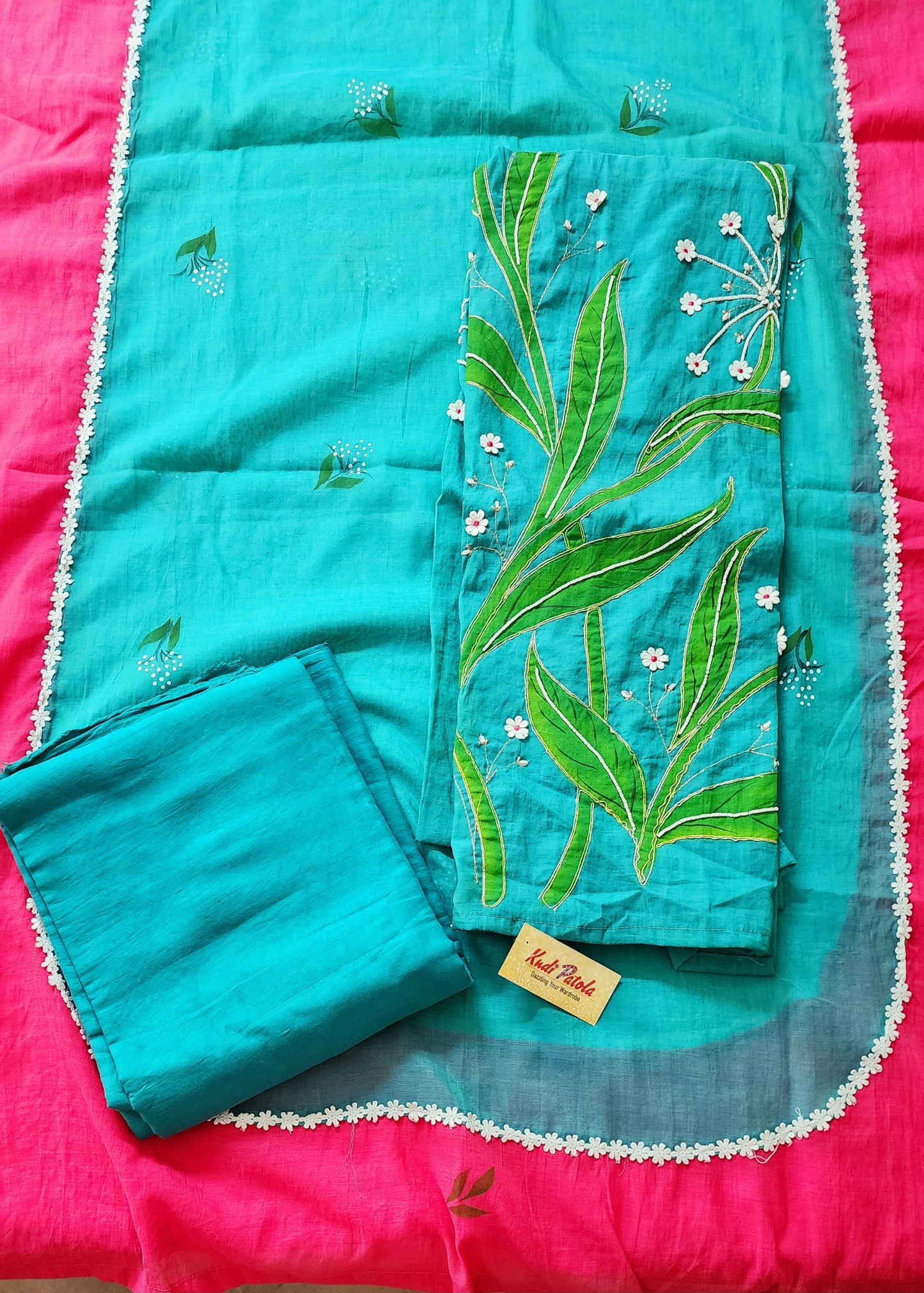 Rama Green & Dark Pink Pure Mul Cotton Kurta Set With Embroidery & Lace Work