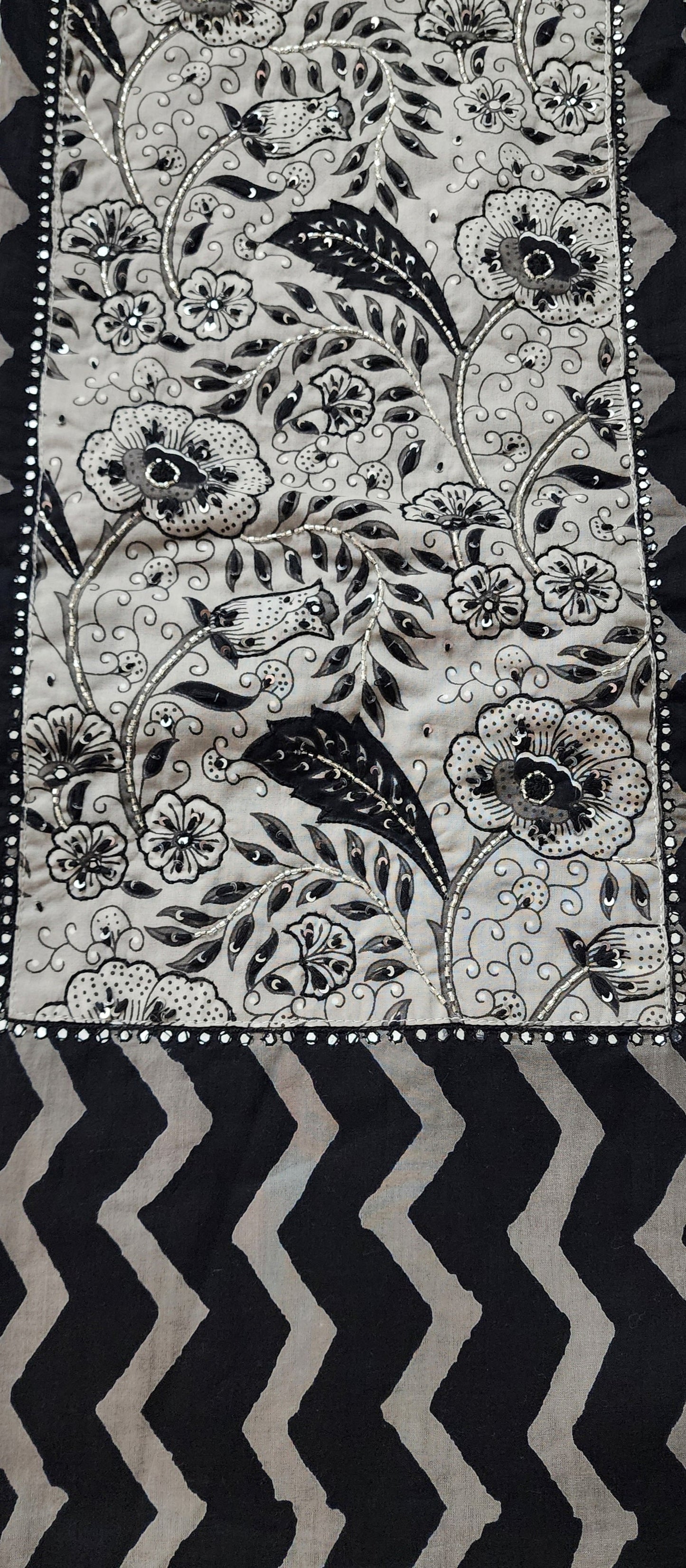 Black & Grey Cotton Printed Kurta With Embroidered Yoke And Mul Cotton Dupatta