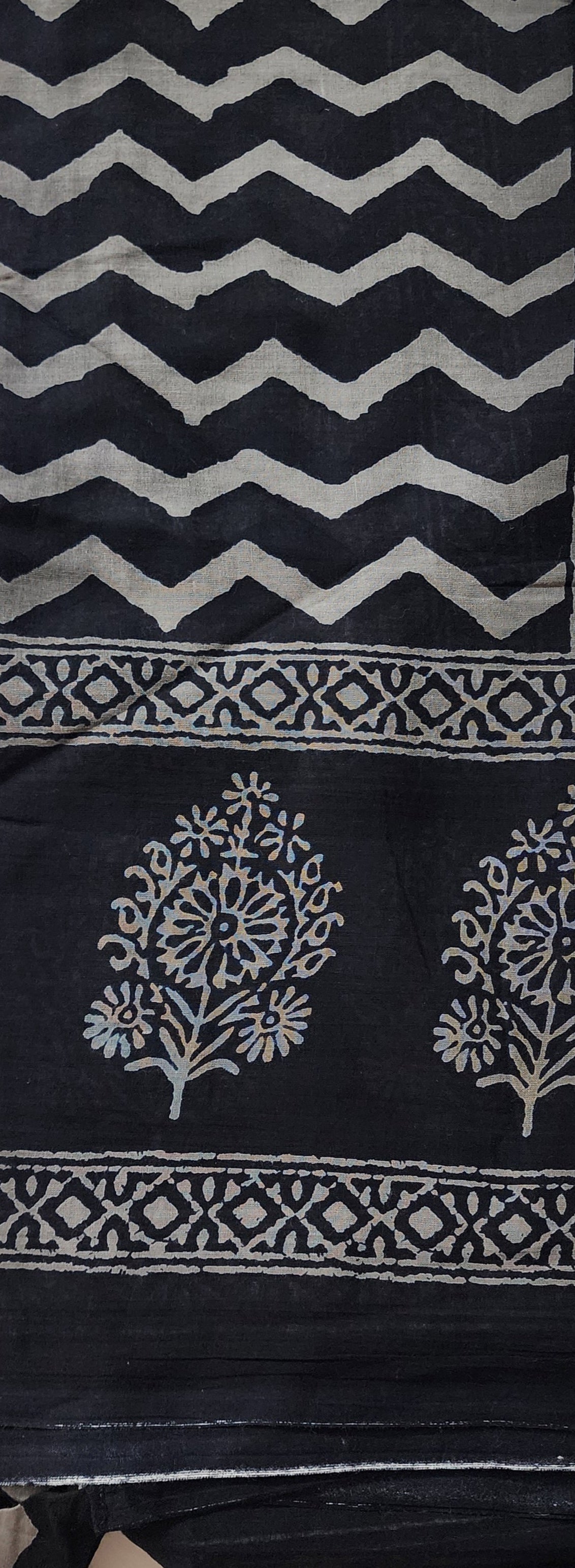 Black & Grey Cotton Printed Kurta With Embroidered Yoke And Mul Cotton Dupatta