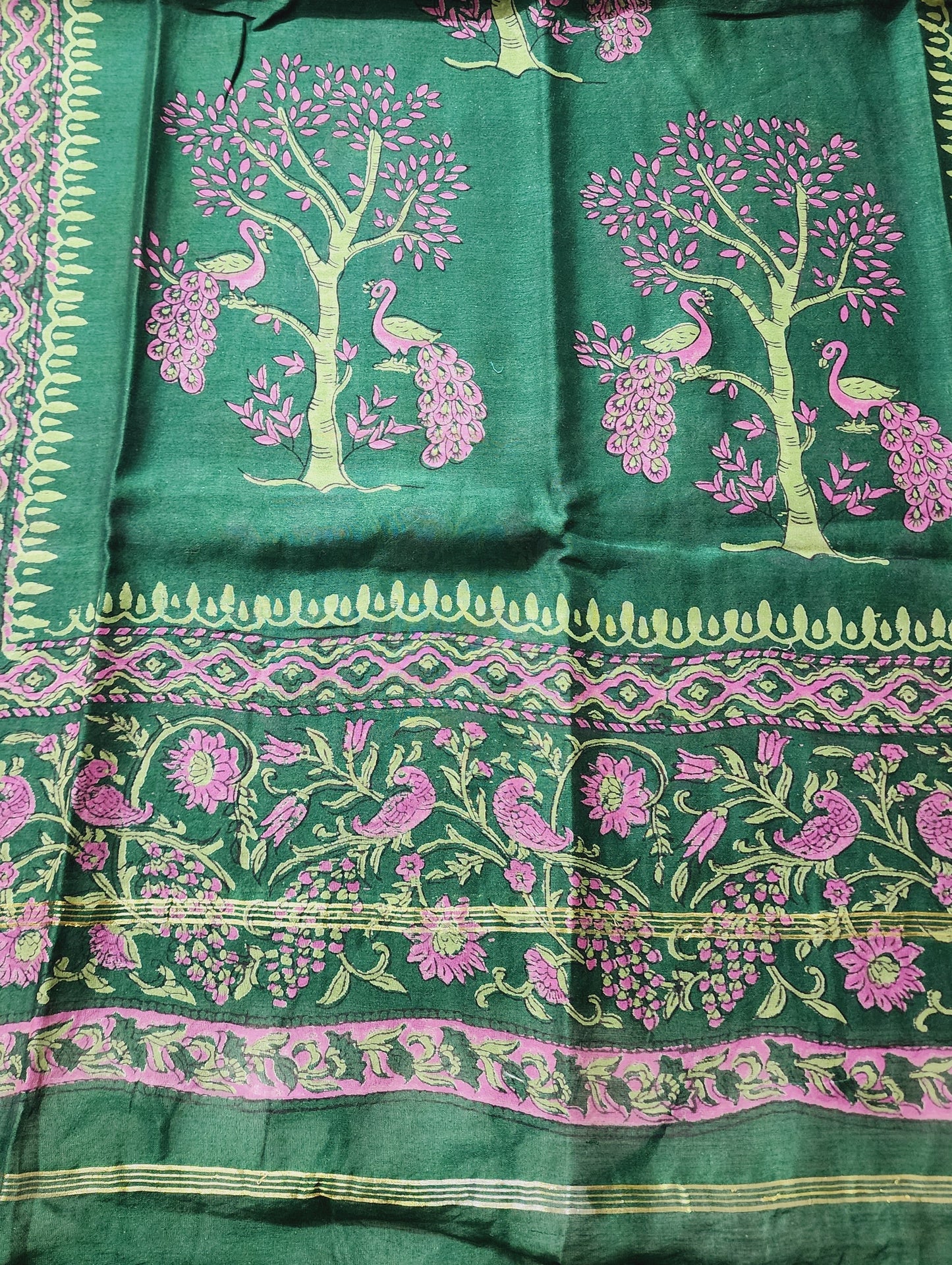 Bottle Green Maheshwari Self Design Kurta Set With Peacock Handblocked Design