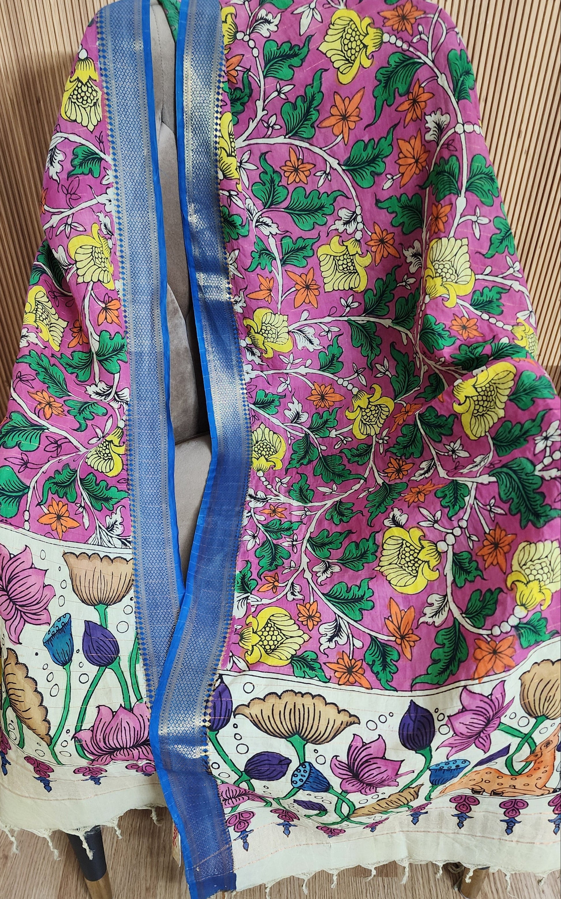 Colorful dupatta with floral patterns