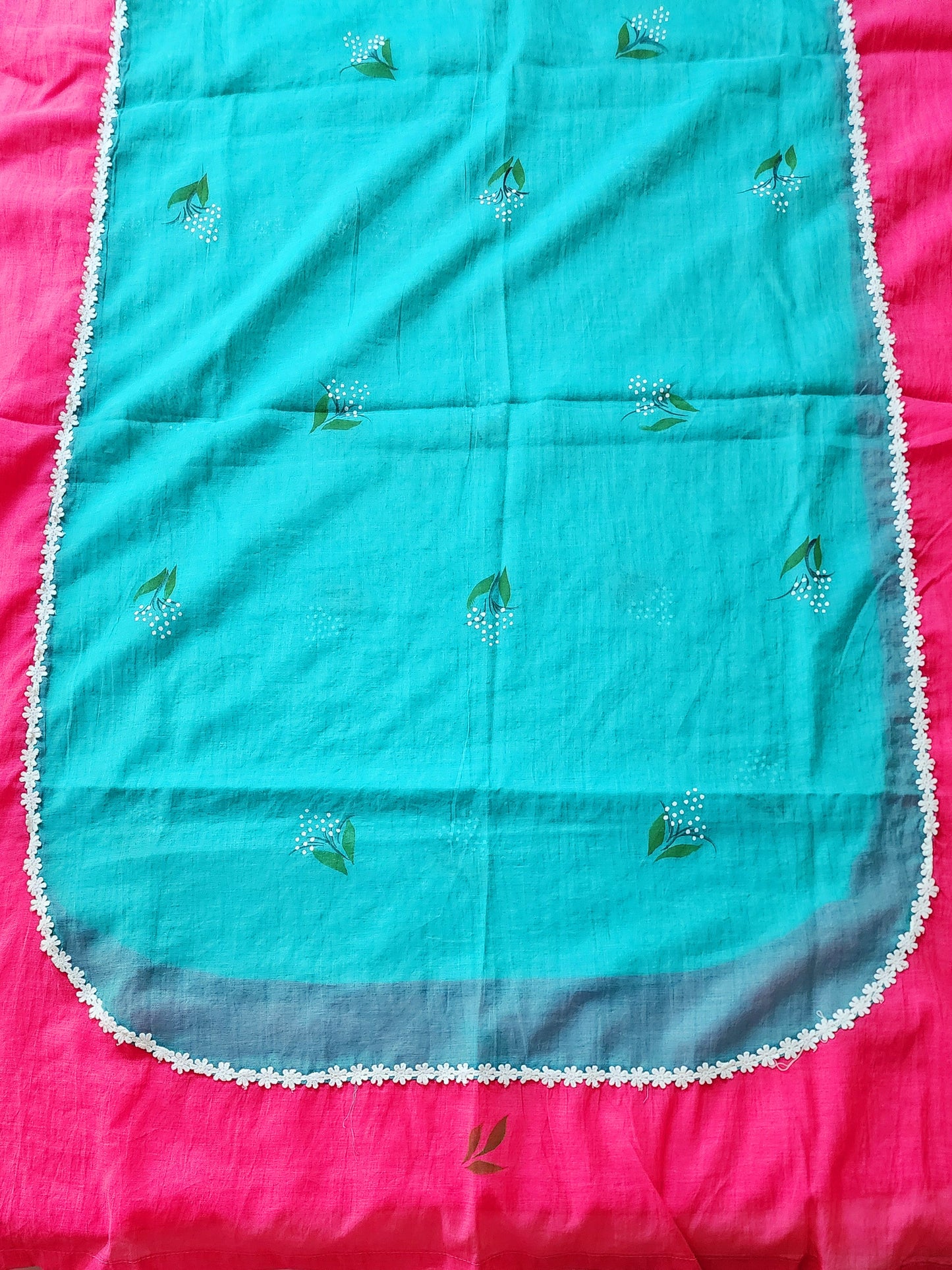 Rama Green & Dark Pink Pure Mul Cotton Kurta Set With Embroidery & Lace Work